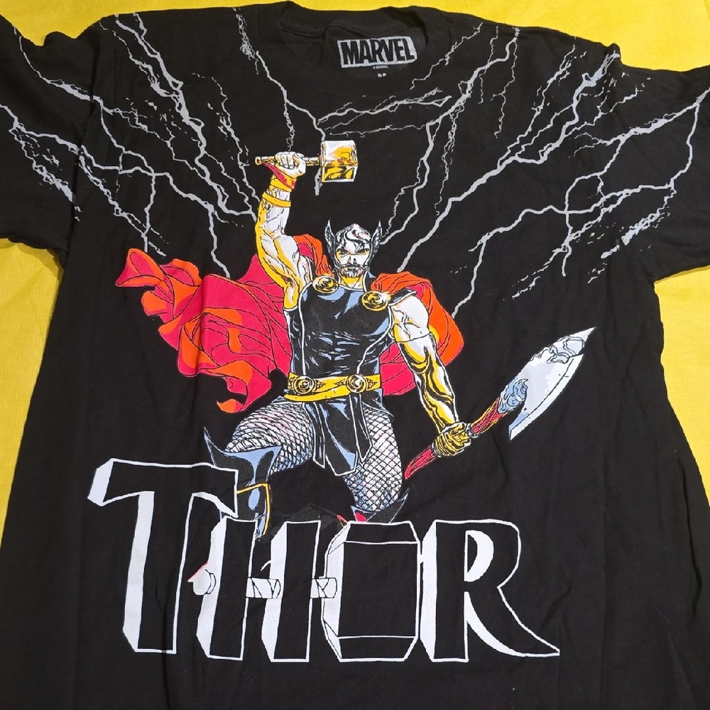 Marvel Thor Graphic Tee - Black, Red, and Gold
